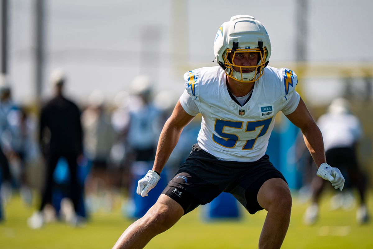 Los Angeles Chargers linebacker Lander Barton (57) during Chargers training camp at The Bolt on Friday, July 31th in El Segundo, CA. Los Angeles Chargers linebacker Lander Barton (57) during Chargers training camp at The Bolt on Friday, July 31th in El Segundo, CA.