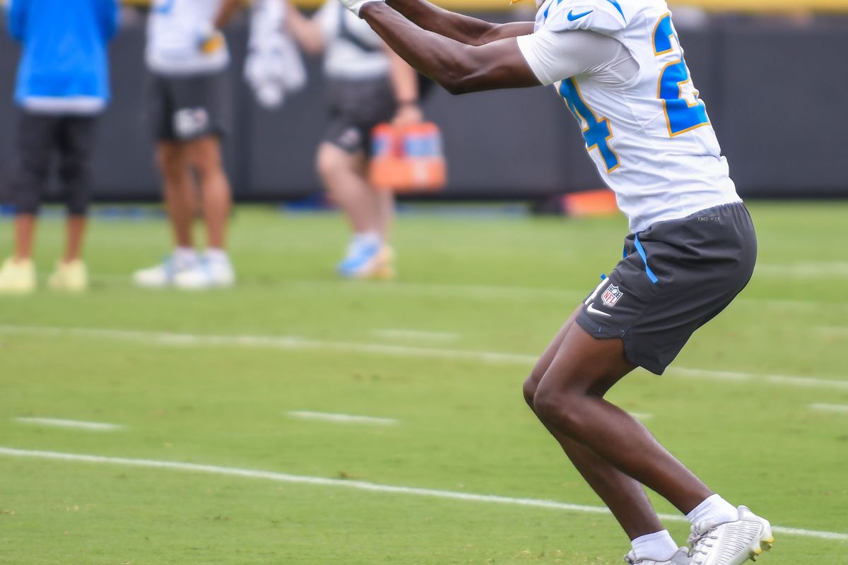 LA Chargers Rodney Shelley (24) participates in drills during Chargers training camp at USD on .Tuesday August 4, 2026 in San Diego, California. LA Chargers Rodney Shelley (24) participates in drills during Chargers training camp at USD on .Tuesday August 4, 2026 in San Diego, California.