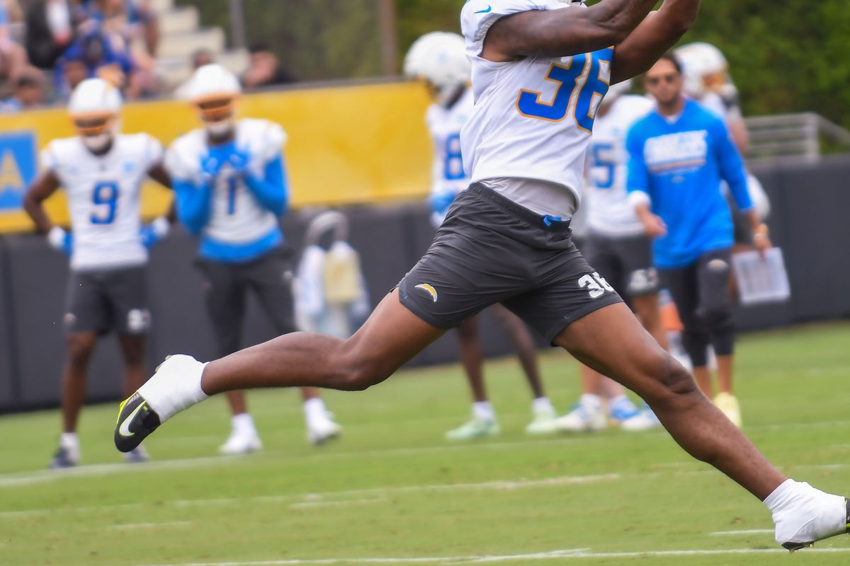 LA Chargers Avery Smith (36) participates in drills during Chargers training camp at USD on .Tuesday August 4, 2026 in San Diego, California. LA Chargers Avery Smith (36) participates in drills during Chargers training camp at USD on .Tuesday August 4, 2026 in San Diego, California.