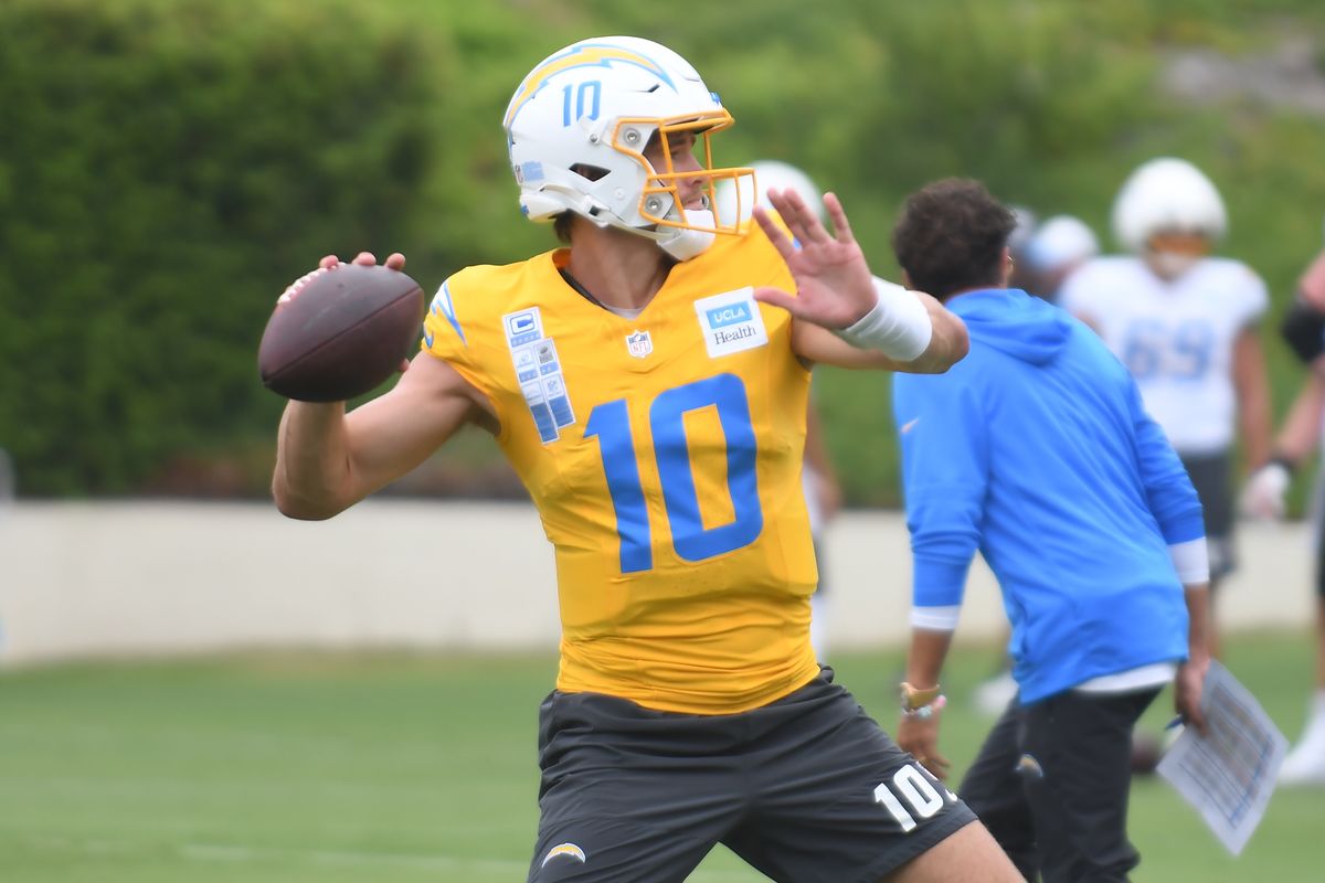 LA Chargers Justin Herbert (10) throws the football during Chargers training camp at USD on .Tuesday August 4, 2026 in San Diego, California. LA Chargers Justin Herbert (10) throws the football during Chargers training camp at USD on .Tuesday August 4, 2026 in San Diego, California.