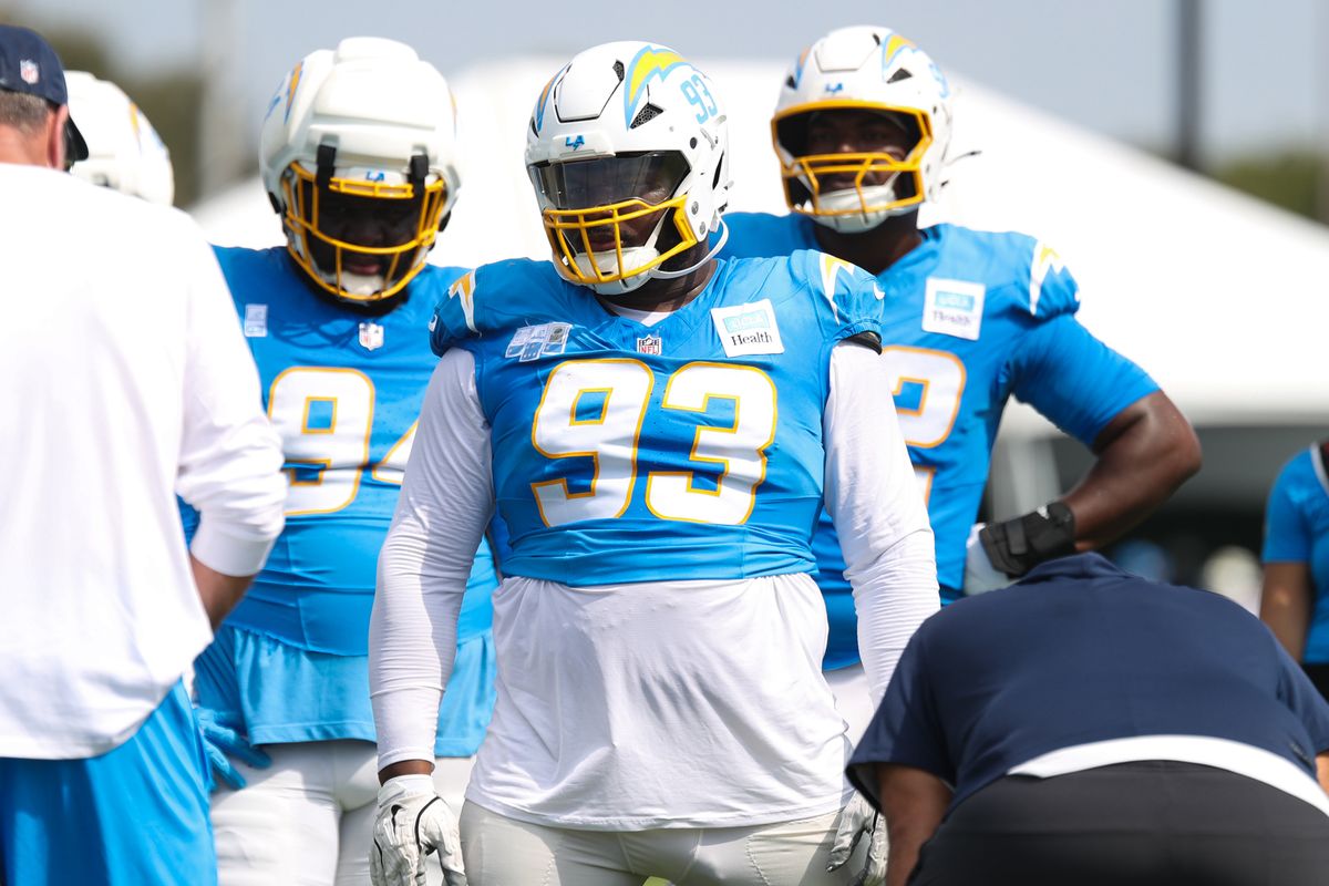 Teair Tart #93 of the Los Angeles Chargers participates in drills during training camp at The Bolt on August 11, 2026 in El Segundo, California. Teair Tart #93 of the Los Angeles Chargers participates in drills during training camp at The Bolt on August 11, 2026 in El Segundo, California.