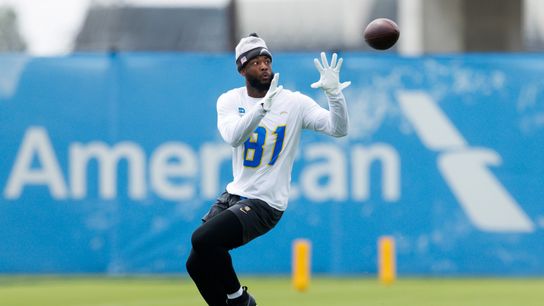 Mike Williams #81 of the Los Angeles Chargers catches the ball during the Los Angeles Chargers offseason workouts at The Bolt on May 12, 2025 in El Segundo, California. 
