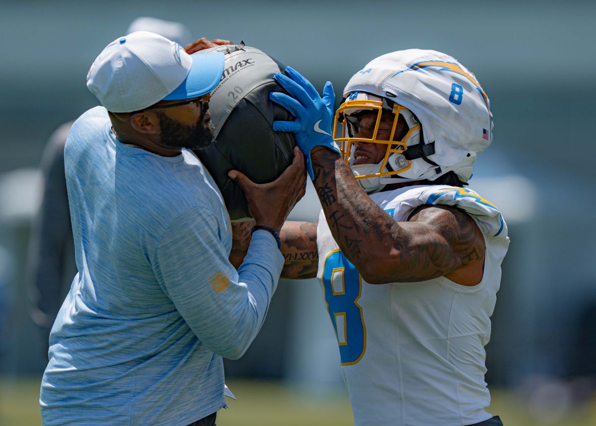 Los Angeles Chargers' running back, Omarion Hampton 8, practices blocking during training camp on July 29, 2025 at the Bolt in El Segundo, CA.