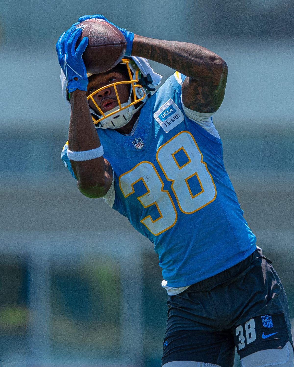 Los Angeles Chargers' wide receiver, Dalevon Campbell 38, catches a pass during practice at the Chargers' NFL training camp on Sunday, August 3, 2025 at The Bolt in El Segundo, CA. Los Angeles Chargers' wide receiver, Dalevon Campbell 38, catches a pass during practice at the Chargers' NFL training camp on Sunday, August 3, 2025 at The Bolt in El Segundo, CA.