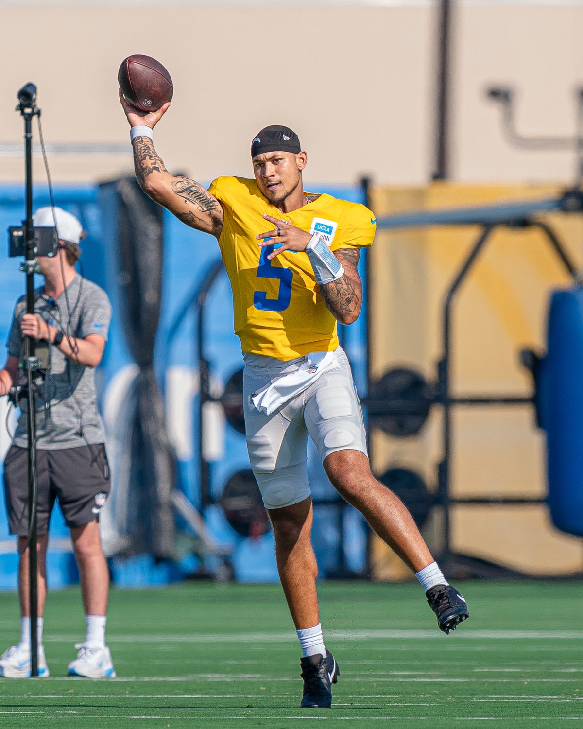 Los Angeles Chargers' quarterback, Trey Lance (5), practices passing the ball during practice at The Bolt on Tuesday, August 5th, 2025 in El Segundo, CA.