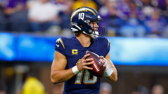 Alt's return gives Herbert, Chargers boost in 37-10 win over Vikings taken at SoFi Stadium (Los Angeles Chargers)