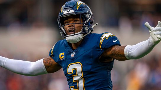 Defense powers Chargers to commanding win over Raiders taken at SoFi Stadium (Los Angeles Chargers)