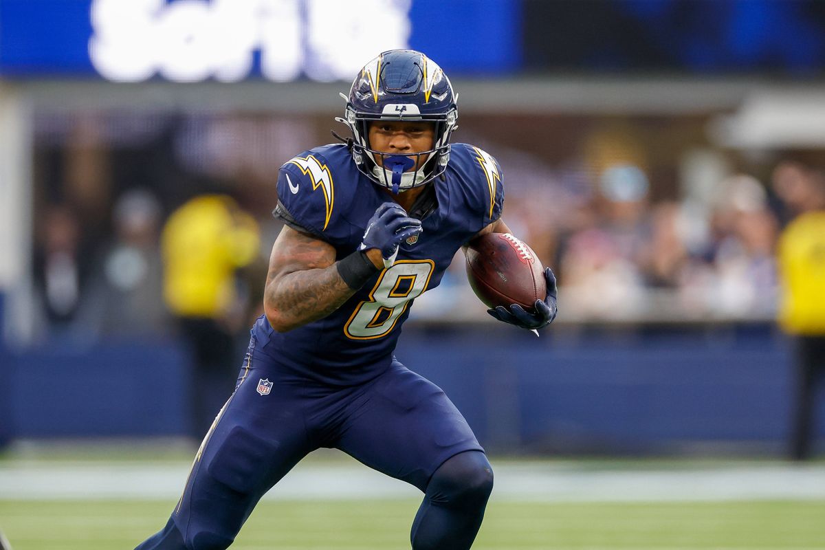 Los Angeles Chargers running back Omarion Hampton (8) runs the ball for a gain during a NFL game against the Houston Texans on December 027, 2025 at Sofi Stadium in Inglewood, CA.