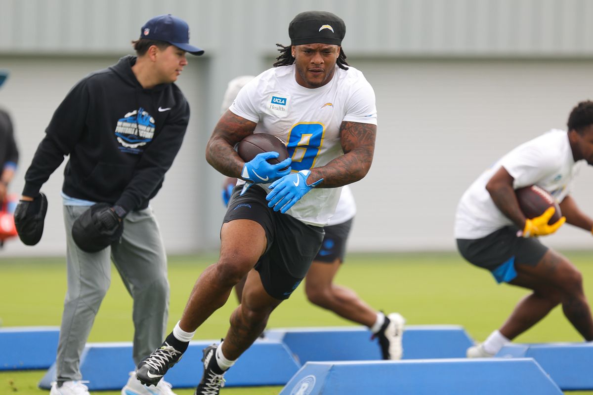 Los Angeles Chargers running back Omarion Hampton (8) participating in drills during Chargers organized team activities on May 8th, 2026 in El Segundo, CA.