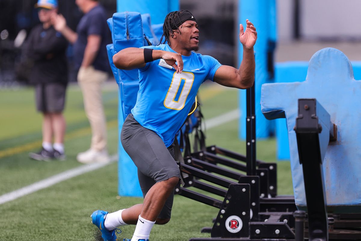 Los Angeles Chargers linebacker Daiyan Henley (0) participating in drills during Chargers organized team activities on May 11th, 2026 in El Segundo, CA.