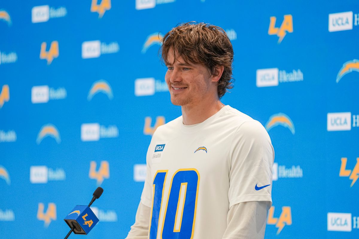 Los Angeles Chargers quarterback Justin Herbert (10) responding to the press before Chargers organized team activities at the Bolt on Tuesday, June 2nd in El Segundo, CA. Los Angeles Chargers quarterback Justin Herbert (10) responding to the press before Chargers organized team activities at the Bolt on Tuesday, June 2nd in El Segundo, CA.