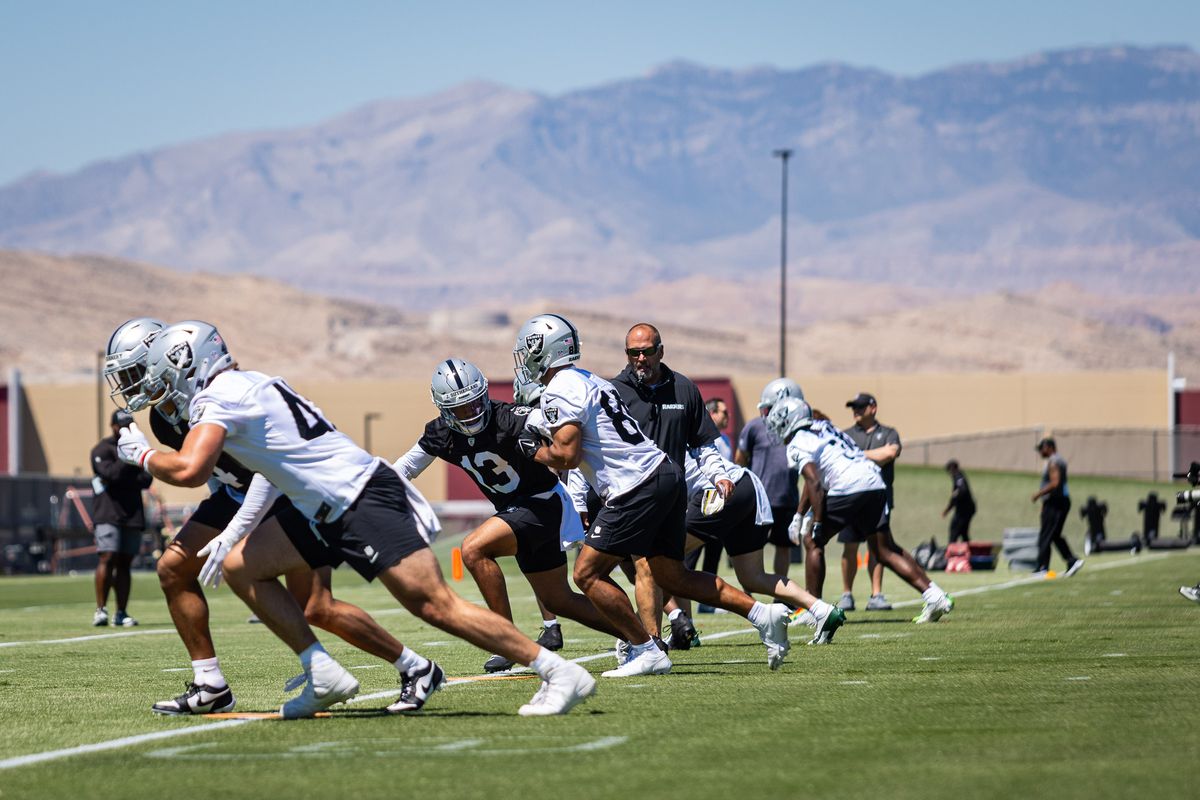 Las Vegas Raiders players participate in a special teams drill during the Raiders’ rookie mini camp, Friday May 9, 2025 in Las Vegas, Nev.
