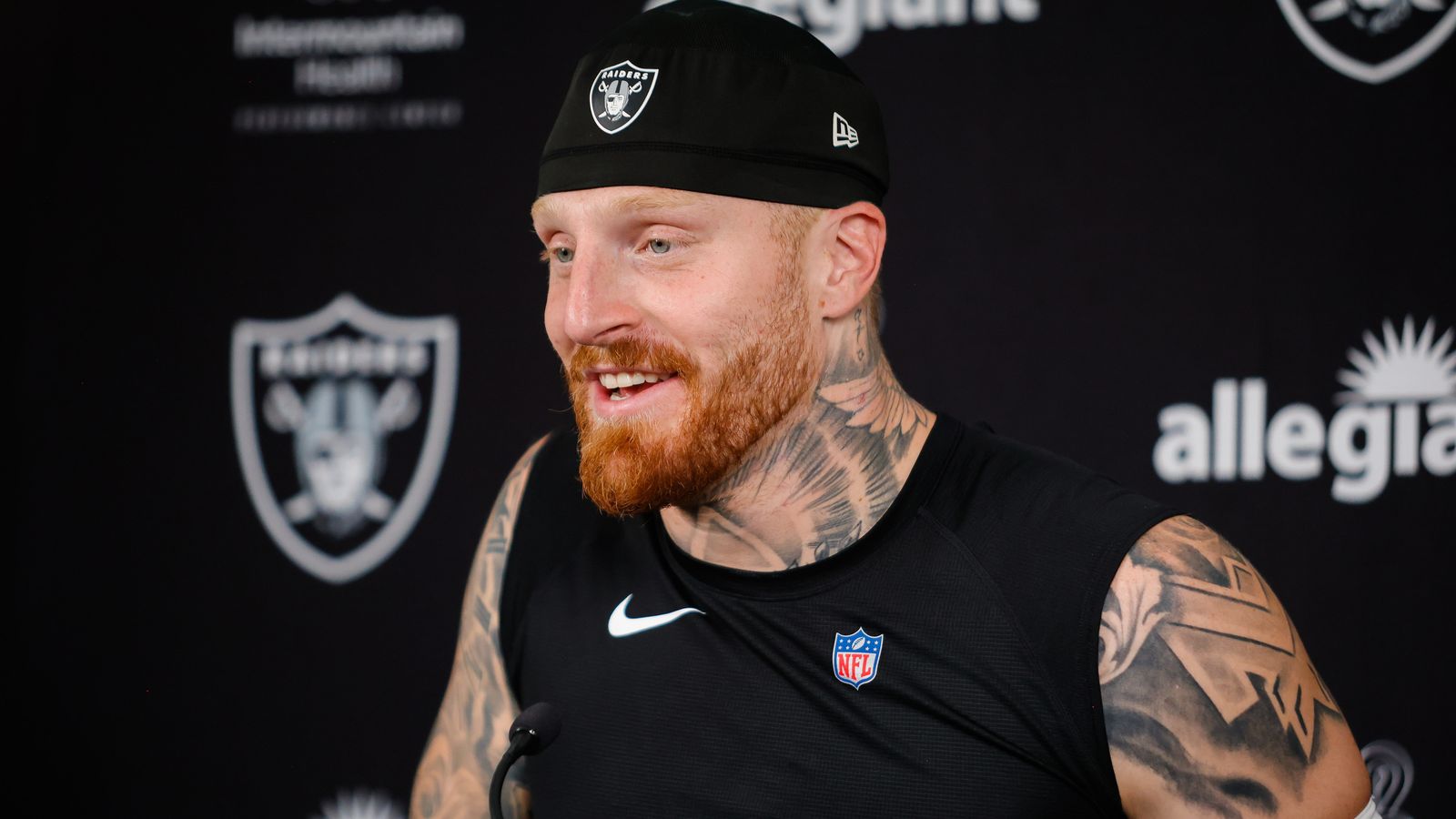 Raiders star Maxx Crosby embraces change of pace at joint practice with  49ers