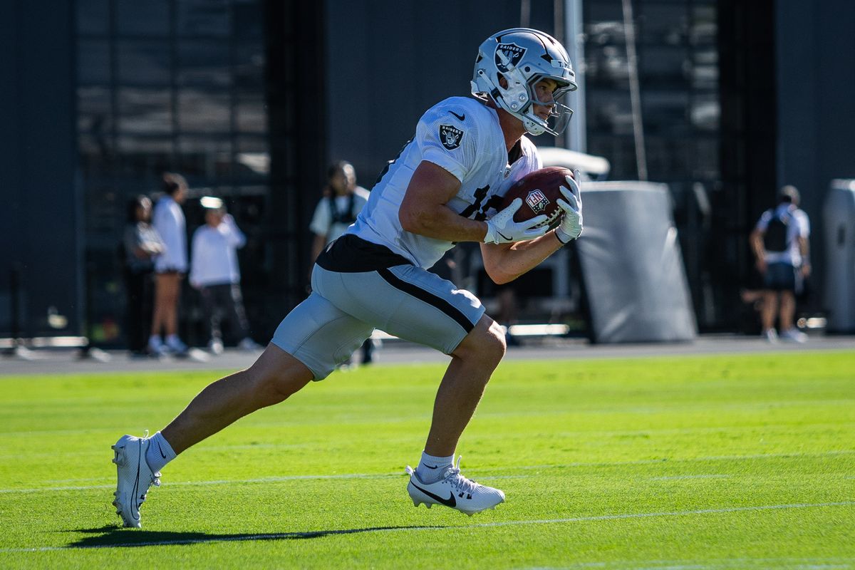  Las Vegas Raiders wide receiver Tommy Mellot (19) runs the ball back in a special teams drill during the Raiders Training Camp, Monday July 28, 2025 in Las Vegas, Nev. 
