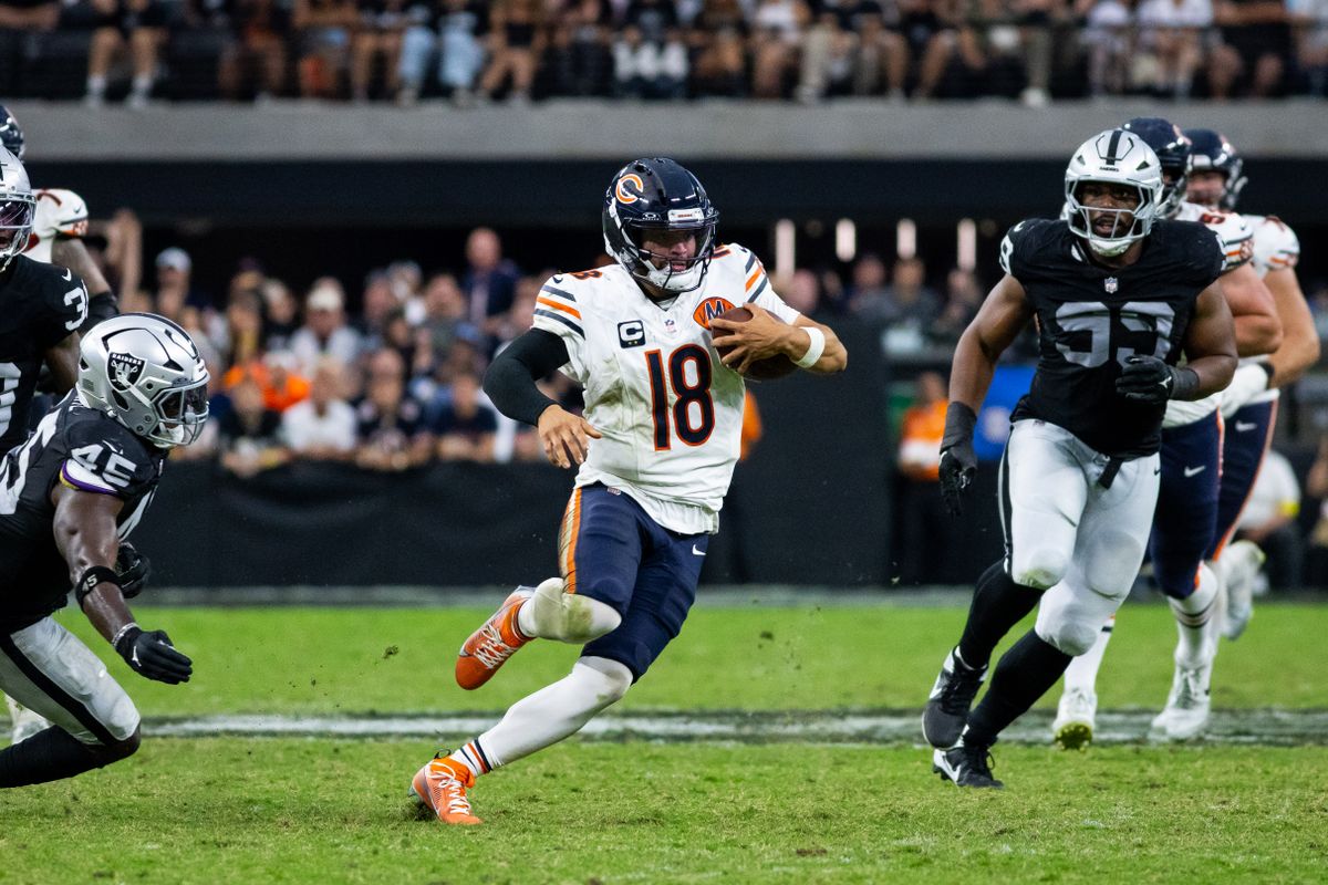 Chicago Bears quarterback Caleb Williams (18) runs with the ball during a NFL game between the Las Vegas Raiders and the Chicago Bears, Sunday September 28, 2025 in Las Vegas, Nev. Chicago Bears quarterback Caleb Williams (18) runs with the ball during a NFL game between the Las Vegas Raiders and the Chicago Bears, Sunday September 28, 2025 in Las Vegas, Nev.