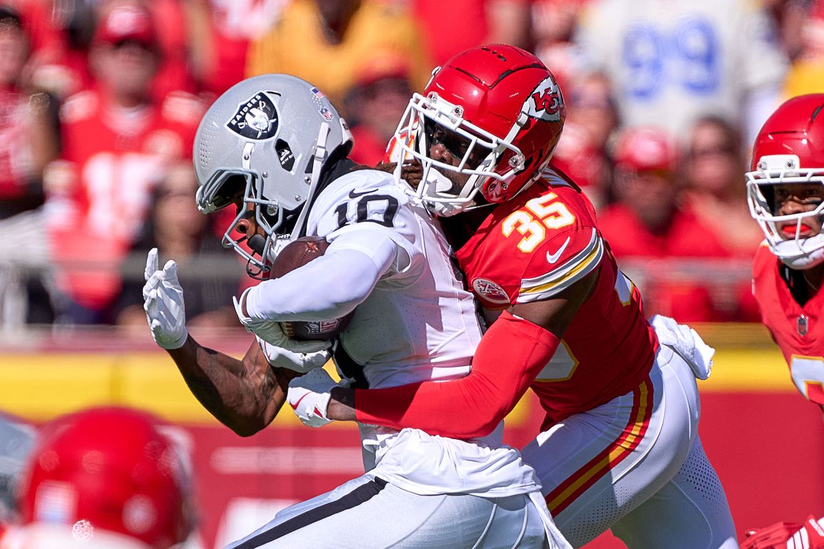 Las Vegas Raiders wide receiver Dont'E Thornton Jr. #10 battles with Kansas City Chiefs cornerback Jaylen Watson #35 during the first half against the Kansas City Chiefs during an NFL game at Arrowhead Stadium on October 19, 2025 in Kansas City, Missouri. Las Vegas Raiders wide receiver Dont'E Thornton Jr. #10 battles with Kansas City Chiefs cornerback Jaylen Watson #35 during the first half against the Kansas City Chiefs during an NFL game at Arrowhead Stadium on October 19, 2025 in Kansas City, Missouri.