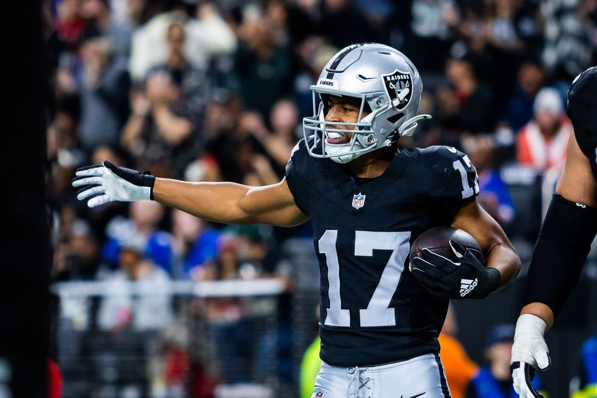 Las Vegas Raiders wide receiver Tyler Lockett (17) looks to high-five a teammate after scoring a touchdown during a NFL game between the Las Vegas Raiders and the New York Giants, Sunday December 28, 2025 in Las Vegas, Nev.