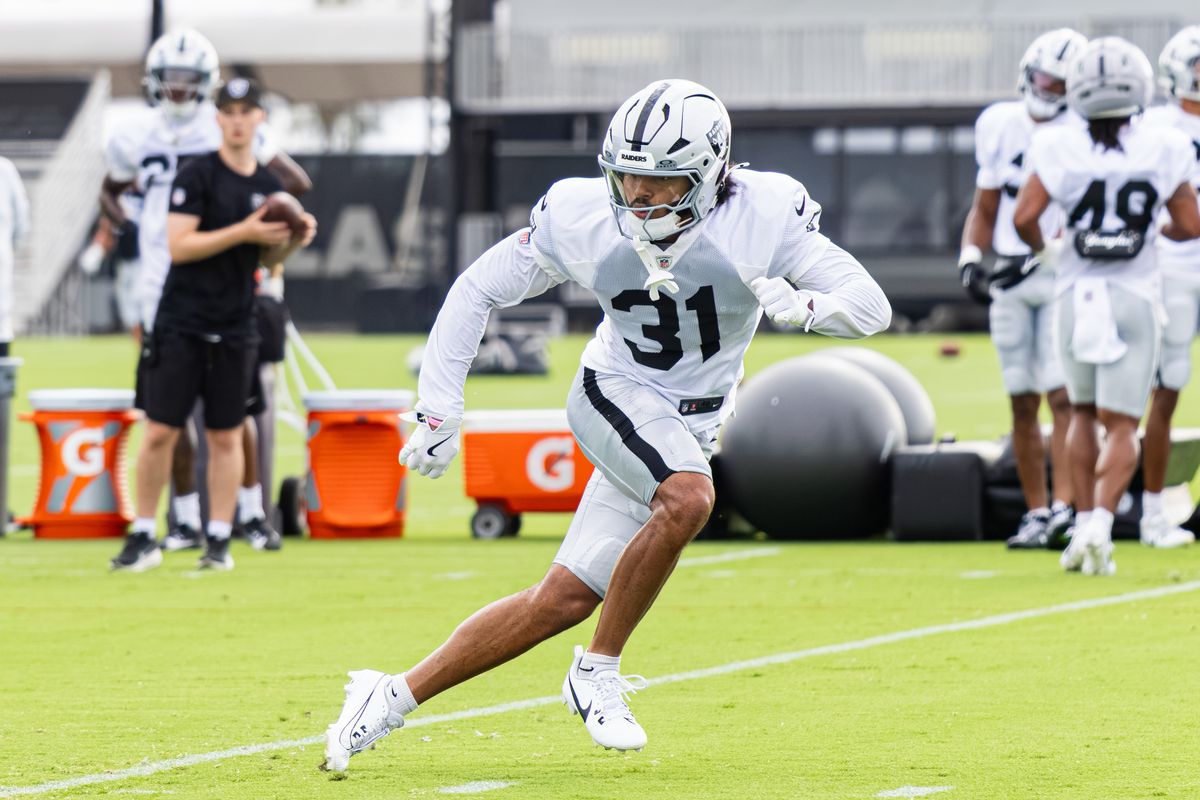 Las Vegas Raiders S Treydan Stukes (31) participates in drills on Day 8 of Raiders Training Camp on Friday, August 7, 2026, in Henderson, Nevada. Las Vegas Raiders S Treydan Stukes (31) participates in drills on Day 8 of Raiders Training Camp on Friday, August 7, 2026, in Henderson, Nevada.