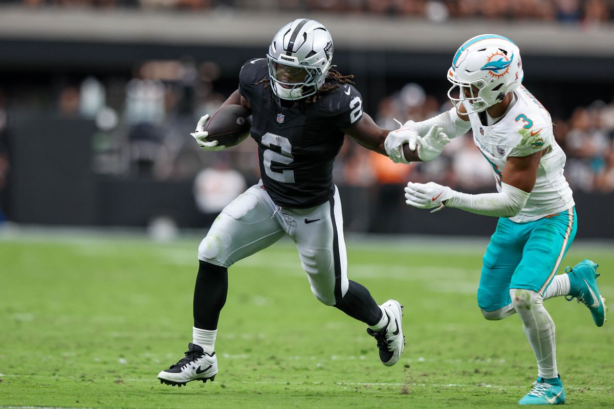 Las Vegas Raiders running back Ashton Jeanty (2) runs the ball for a gain during a NFL regular season game between the Las Vegas Raiders and Miami Dolphins at Allegiant Stadium, Sunday September 13, 2026 in Las Vegas, NV. Las Vegas Raiders running back Ashton Jeanty (2) runs the ball for a gain during a NFL regular season game between the Las Vegas Raiders and Miami Dolphins at Allegiant Stadium, Sunday September 13, 2026 in Las Vegas, NV.
