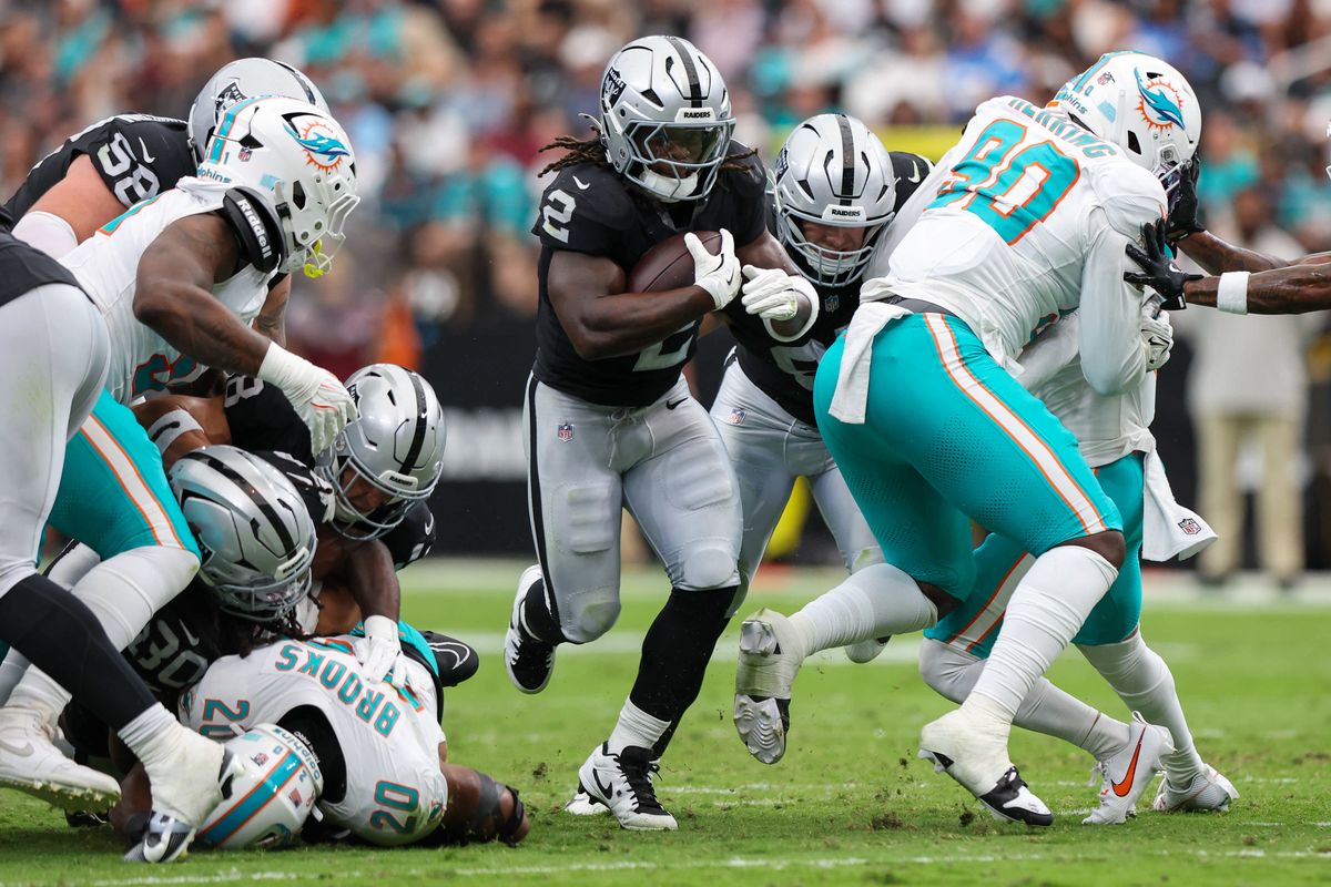 Las Vegas Raiders running back Ashton Jeanty (2) runs the ball for a gain during a NFL regular season game between the Las Vegas Raiders and Miami Dolphins at Allegiant Stadium, Sunday September 13, 2026 in Las Vegas, NV. Las Vegas Raiders running back Ashton Jeanty (2) runs the ball for a gain during a NFL regular season game between the Las Vegas Raiders and Miami Dolphins at Allegiant Stadium, Sunday September 13, 2026 in Las Vegas, NV.