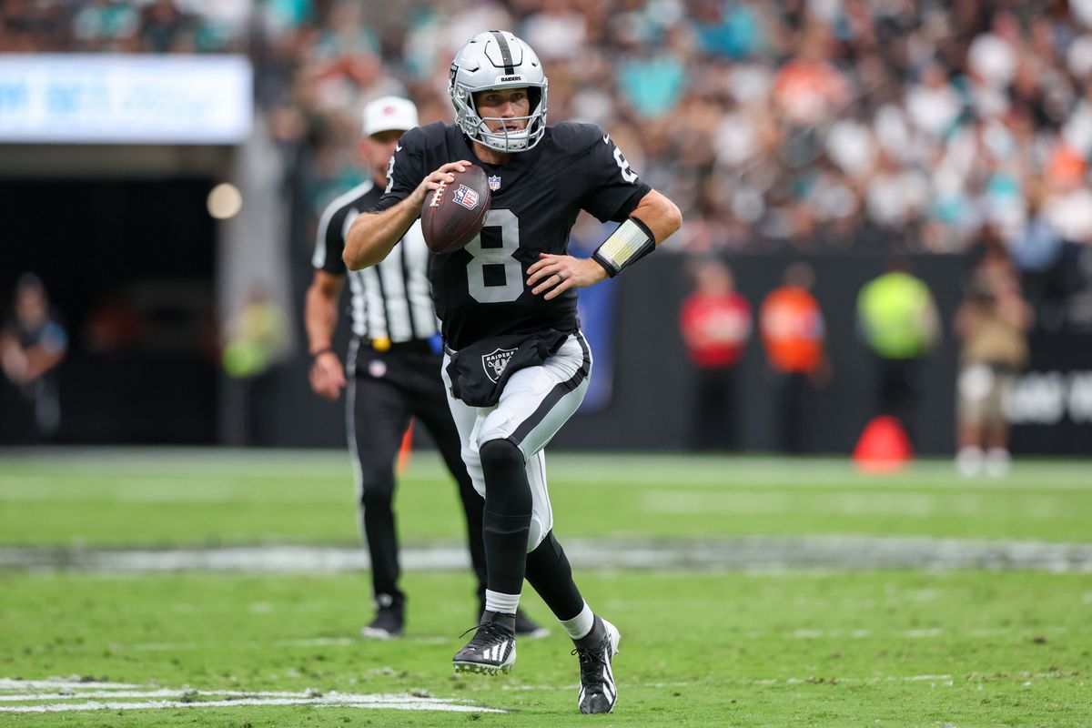 Las Vegas Raiders quarterback Kirk Cousins (8) runs the ball for a gain during a NFL regular season game between the Las Vegas Raiders and Miami Dolphins at Allegiant Stadium, Sunday September 13, 2026 in Las Vegas, NV. Las Vegas Raiders quarterback Kirk Cousins (8) runs the ball for a gain during a NFL regular season game between the Las Vegas Raiders and Miami Dolphins at Allegiant Stadium, Sunday September 13, 2026 in Las Vegas, NV.