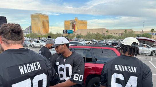 Raiders' annual "Turkey Time with the O-Line" feeds hundreds of families for Thanksgiving taken in Las Vegas (Las Vegas Raiders)