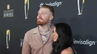 Raiders' Maxx Crosby honors his 'Queen & Princess' in Valentine's Day message taken in Las Vegas (Las Vegas Raiders). Photo by Kirby Lee-Imagn Images