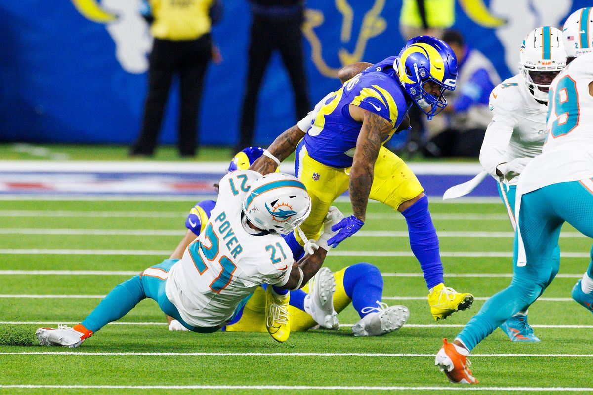 Kyren Williams #23 of the Los Angeles Rams runs with the ball during the second half against the Miami Dolphins at SoFi Stadium on November 11, 2024 in Inglewood, California. Kyren Williams #23 of the Los Angeles Rams runs with the ball during the second half against the Miami Dolphins at SoFi Stadium on November 11, 2024 in Inglewood, California.