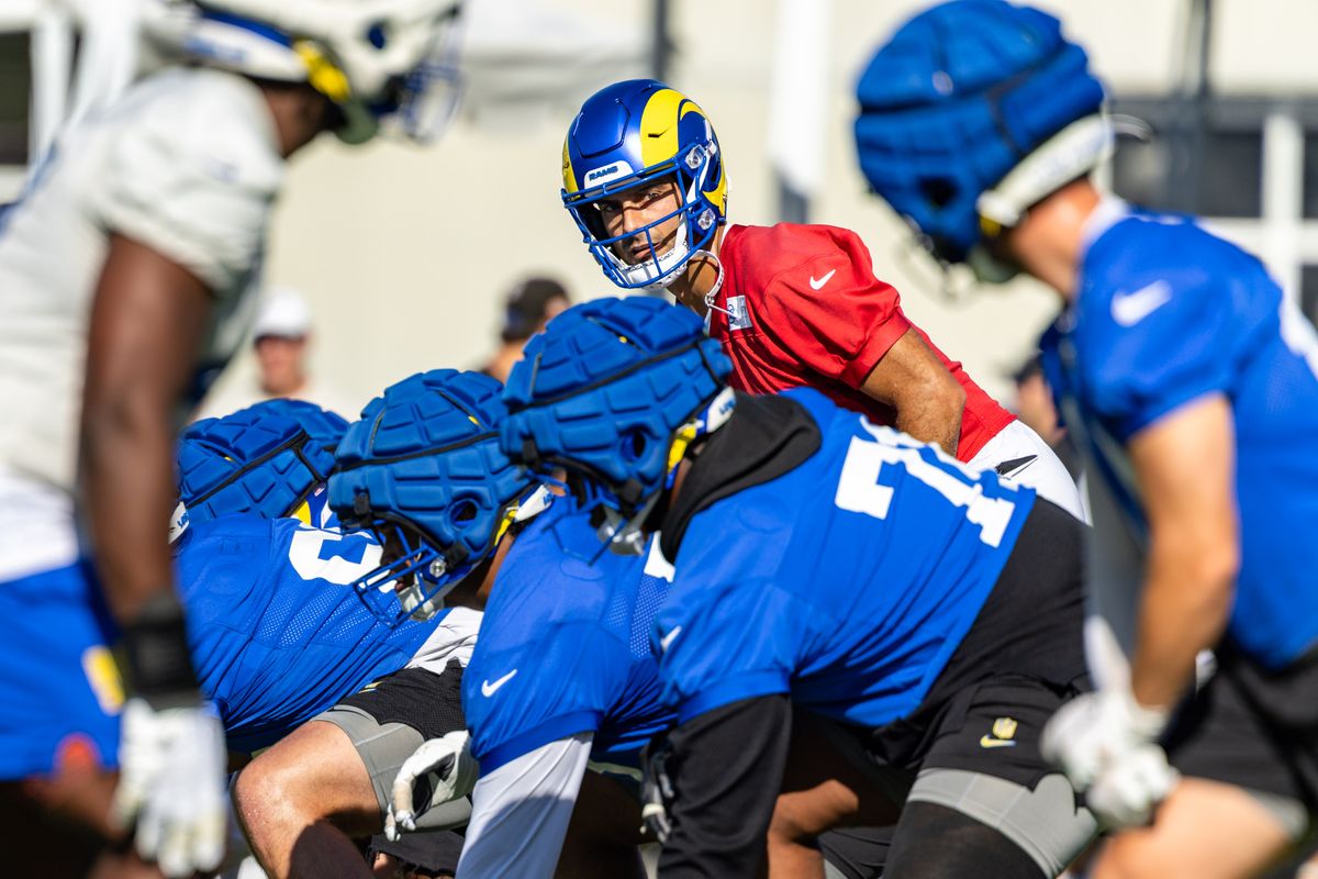Los Angeles Rams quarterback Jimmy Garoppolo (11) prepares to take a snap during training camp at Loyola Marymount University, Thursday July 24, 2025 in Los Angeles, Calif.