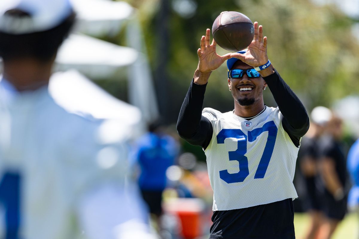Los Angeles Rams safety Quentin Lake (37) catches a ball during training camp at Loyola Marymount University, Friday July 25, 2025 in Los Angeles, Calif.
