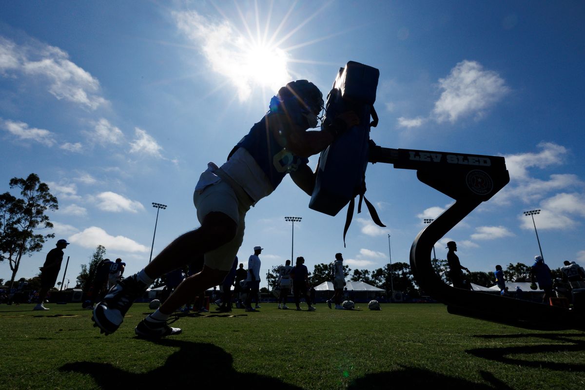 Colby Parkinson #84 of the Los Angeles Rams warms up during training camp practice at Loyola Marymount University on July 28, 2025 in Los Angeles, California. Colby Parkinson #84 of the Los Angeles Rams warms up during training camp practice at Loyola Marymount University on July 28, 2025 in Los Angeles, California.