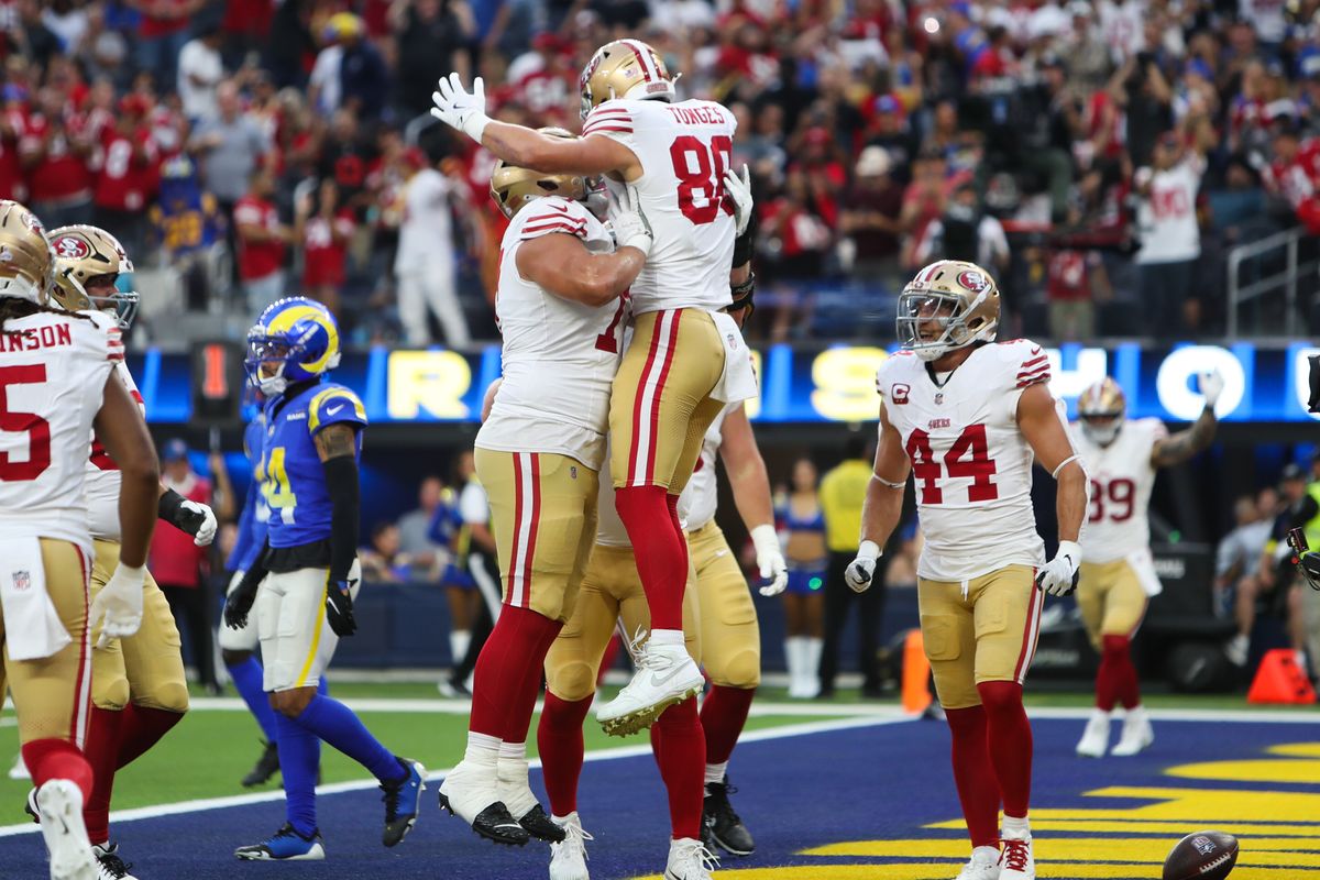 #88 Jake Tonges of the San Fransisco 49ers celebrates a touchdown with teammates during an NFL game against the Los Angeles Rams on October 2, 2025 in Inglewood, CA. #88 Jake Tonges of the San Fransisco 49ers celebrates a touchdown with teammates during an NFL game against the Los Angeles Rams on October 2, 2025 in Inglewood, CA.