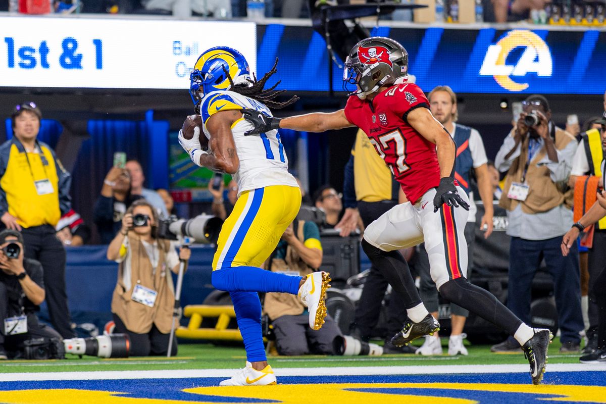  Los Angeles Rams wide receiver, Davantae Adams (17) catches a touchdown during an NFL football game against the Tampa Bay Buccaneers on November 23, 2025 in Los Angeles, CA.