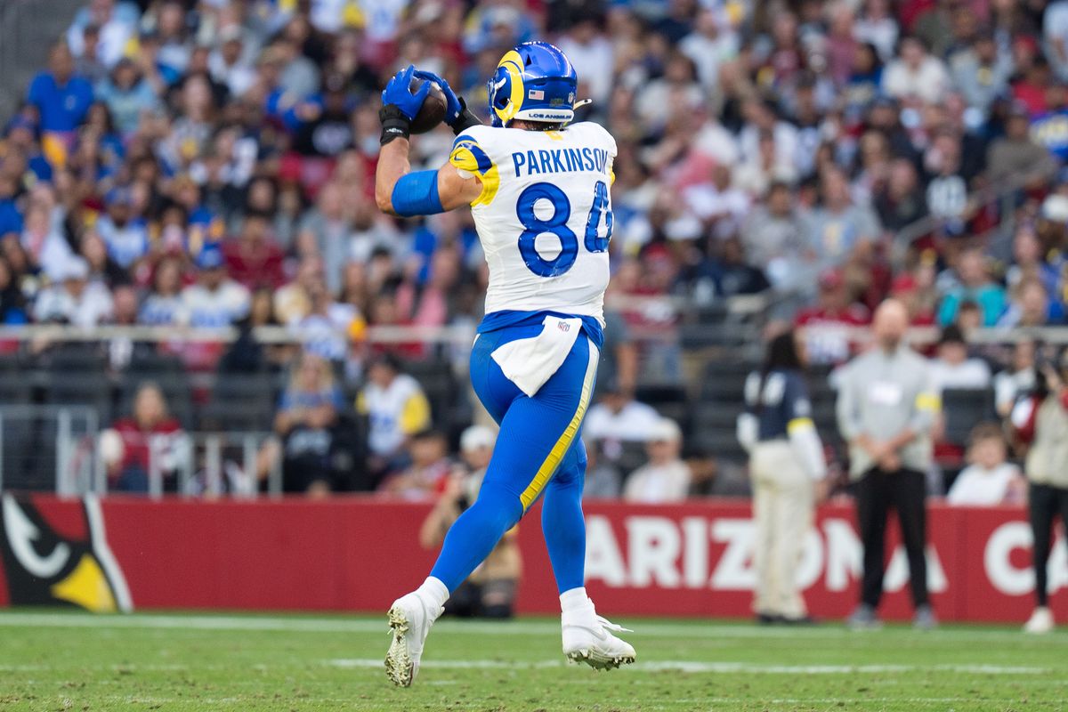 Los Angeles Rams tight end Colby Parkinson (84) catches a pass during an NFL football game against the Arizona Cardinals on Sunday, Dec. 7, 2025, in Glendale, AZ.