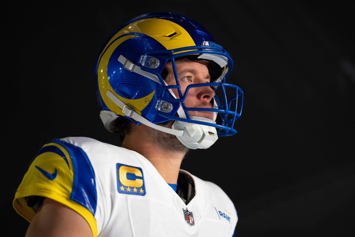 Los Angeles Rams quarterback Matthew Stafford (9) prepares for the game against the Arizona Cardinals on Sunday, Dec. 7, 2025, in Glendale, AZ.