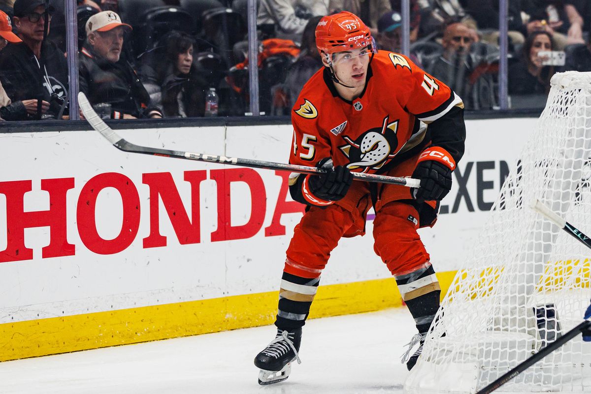 Beckett Sennecke #45 of the Anaheim Ducks looks on after passing the puck during an NHL regular season game against the Vancouver Canucks on October 27, 2026 at Honda Center in Anaheim, California.