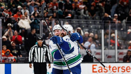 TST Images: Canucks defeat Ducks in overtime, 6-5, in Anaheim taken at Honda Center (Anaheim Ducks). Photo by Steven Park - The Sporting Tribune