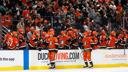 John Gibson returns to a victory in Ducks' full-team effort over Columbus taken at Honda Center (Anaheim Ducks)