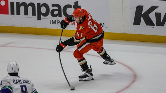 FINAL: Ducks 4, Blue Jackets 2 taken at Honda Center (Anaheim Ducks)