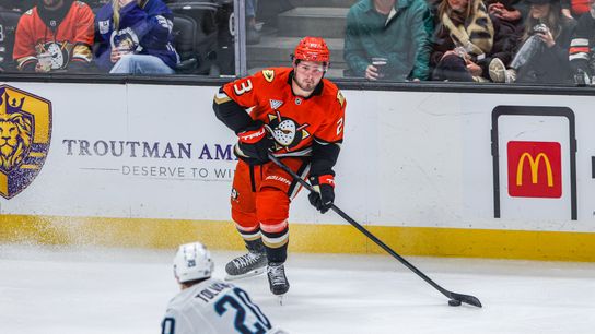 Anaheim Ducks C (23) Mason McTavish looks for a teammate against Seattle Kraken on Monday November 25th, 2024 at The Honda Center in Anaheim California. Anaheim Ducks C (23) Mason McTavish looks for a teammate against Seattle Kraken on Monday November 25th, 2024 at The Honda Center in Anaheim California.
