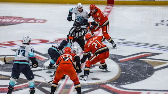 Anaheim Ducks C (21) Isac Lunderstrom faces off against Seattle Kraken on Monday November 25th, 2024 at The Honda Center in Anaheim California. Anaheim Ducks C (21) Isac Lunderstrom faces off against Seattle Kraken on Monday November 25th, 2024 at The Honda Center in Anaheim California.
