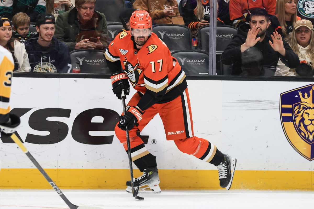 Anaheim Ducks left wing Alex Killorn (17) skates with the puck during the NHL game against the Pittsburgh Penguins, Thursday January 23rd, 2025 at the Honda Center in Anaheim, Calif.