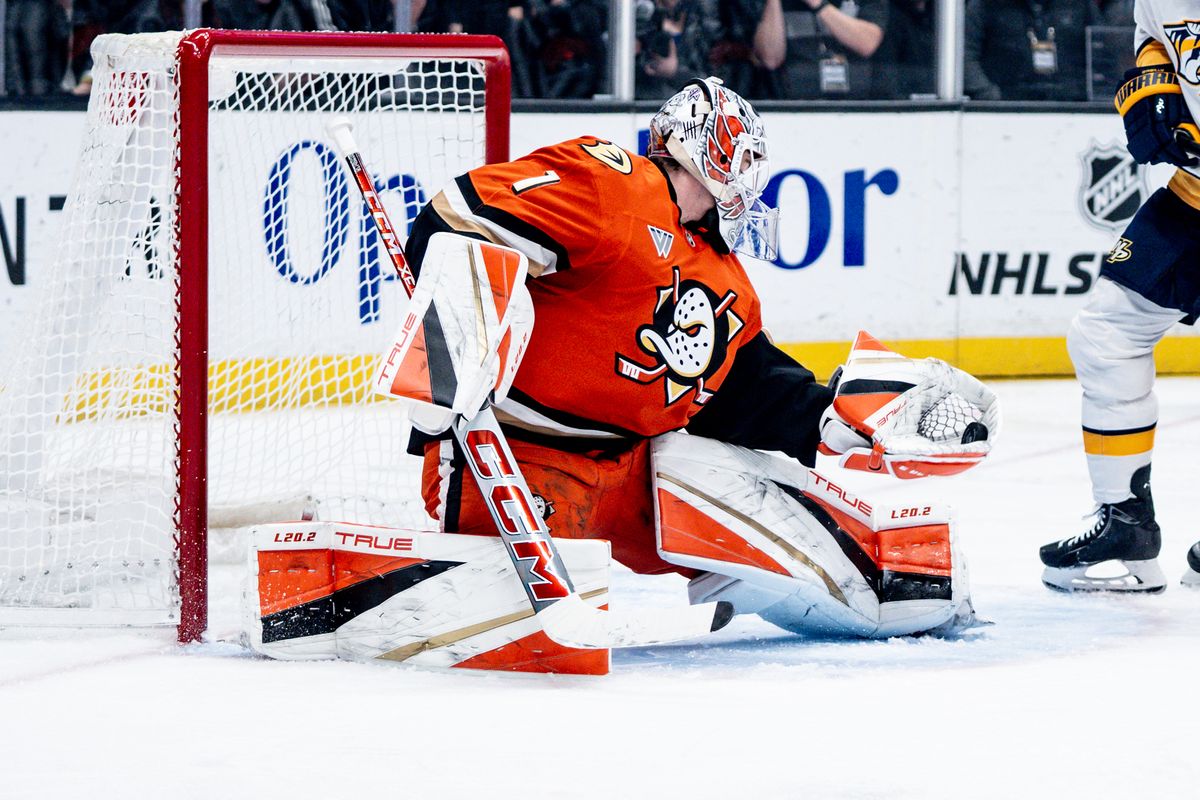 Anaheim Ducks G Lukas Dostal (1) makes an amazing save in a game against the Nashville Predators on January 25, 2025 at the Honda Center in Anaheim, CA.