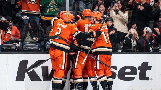 Sennecke, Vatrano break through, Dostál dominates as Ducks take down Devils in first of weeklong tests taken at Honda Center (Anaheim Ducks)