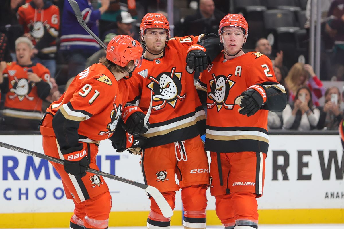  Anaheim Ducks players celebrate a #65 LW Cutter Gauthier goal during an NHL game against the Florida Panthers on November 4, 2025 in Anaheim, CA.
