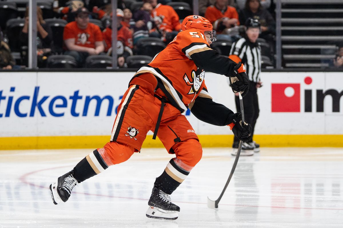 Anaheim Ducks Defense Olen Zellweger (51) takes a slap shot towards the goal during an NHL hockey game against the Winnipeg Jets, Sunday November 9, 2025 in Anaheim, Calif.