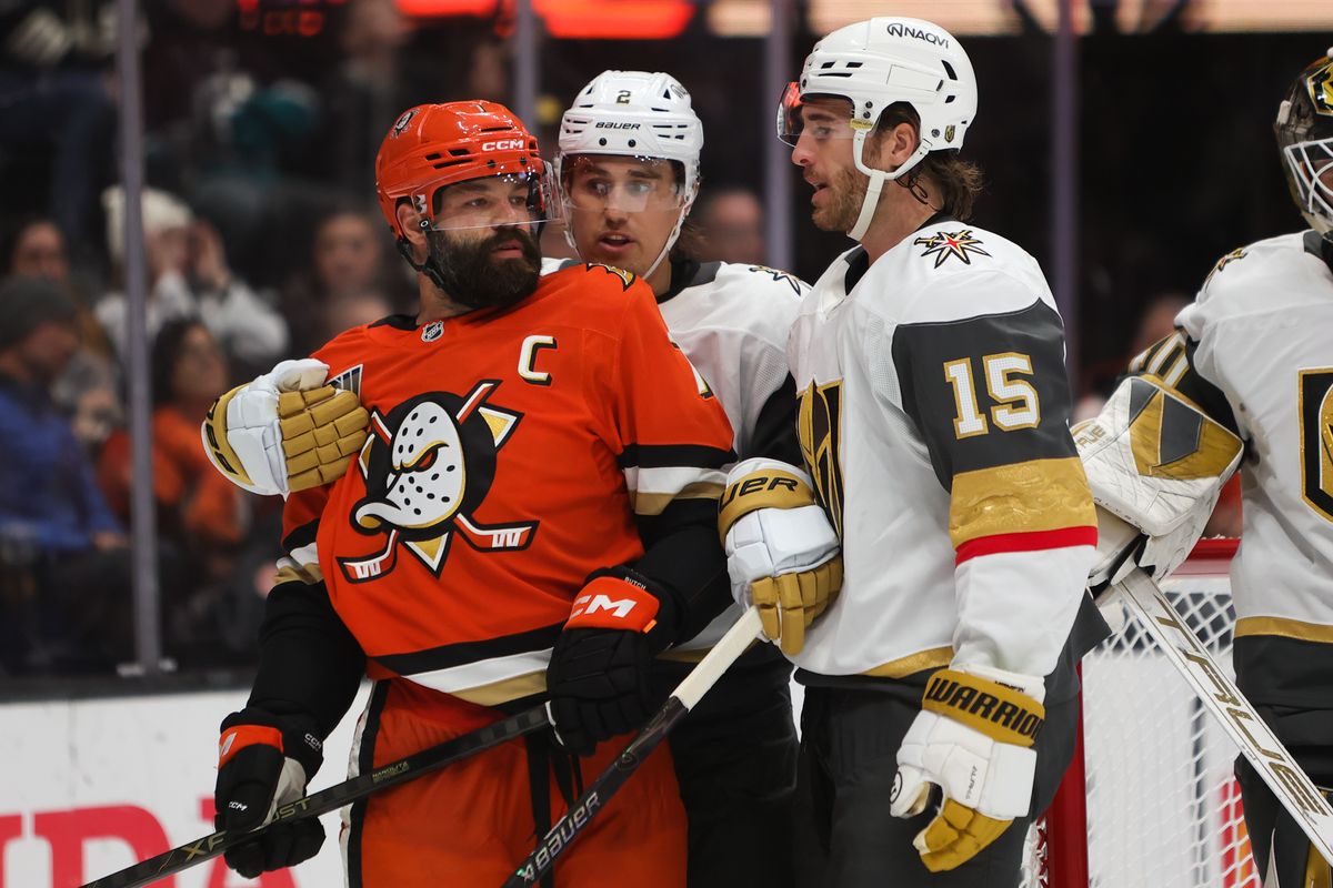 #7 Radko Gudas of the Anaheim Ducks gets tied up in front of the net during an NHL game against the Las Vegas Golden Knights on November 22, 2025 in Anaheim, Calif.