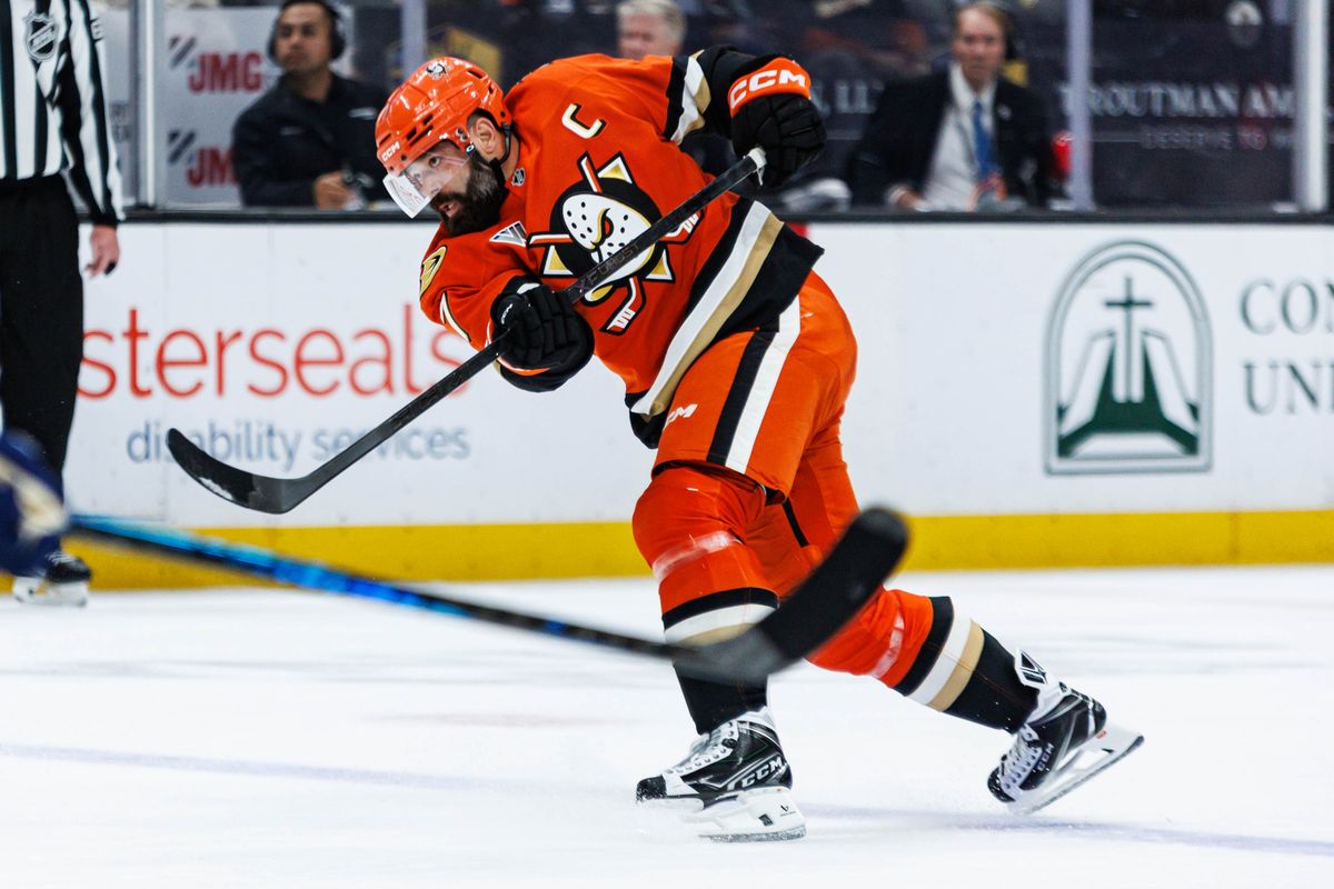 Anaheim Ducks defense Radko Gudas (7) shoots the puck during an NHL game against the Vancouver Canucks on November 26, 2025 in Anaheim, Calif.