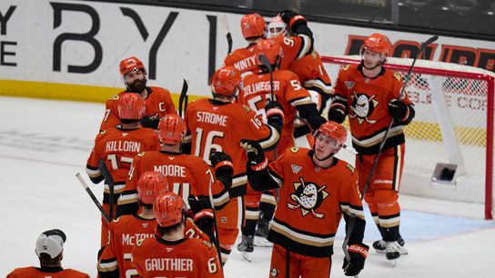 Ducks put up another response, bounce back over Columbus, 4-3 taken at Honda Center (Anaheim Ducks)