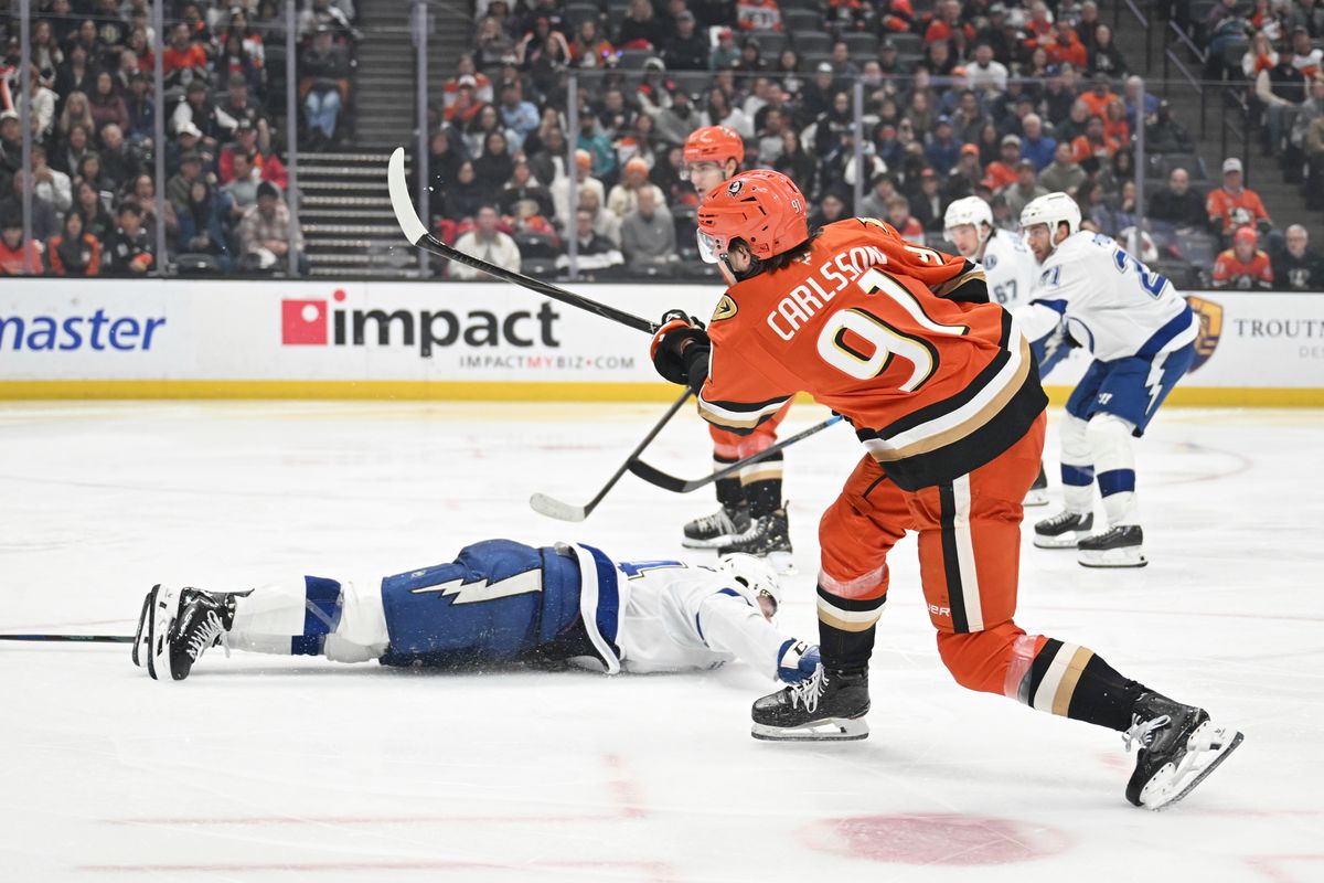 Anaheim Ducks center Leo Carlsson (91) shoots a goal attempt against the Lightning at the Honda Center on December 31,2025 in Anaheim, California.